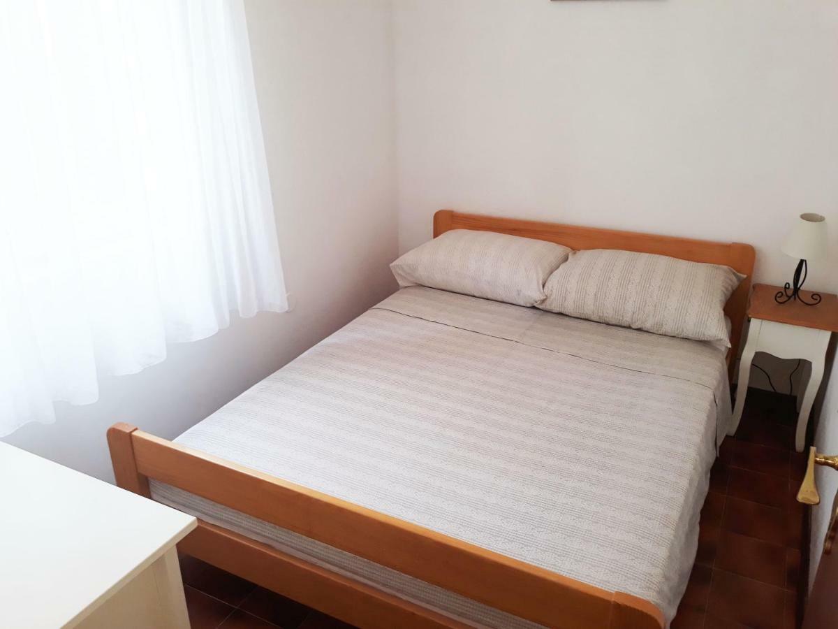 Apartments Carmen Vinišće 外观 照片